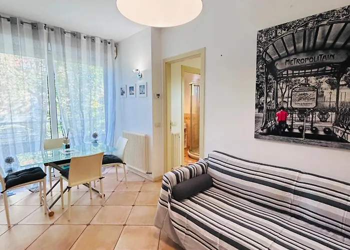 דירה Tito Speri-flexrent Immobiliare Abissinia ריצ'יונה