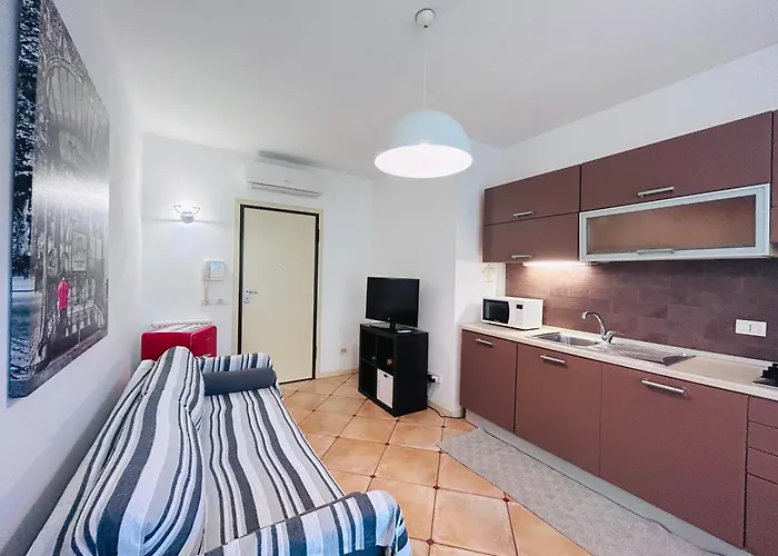 Tito Speri-flexrent Immobiliare Abissinia * ריצ'יונה