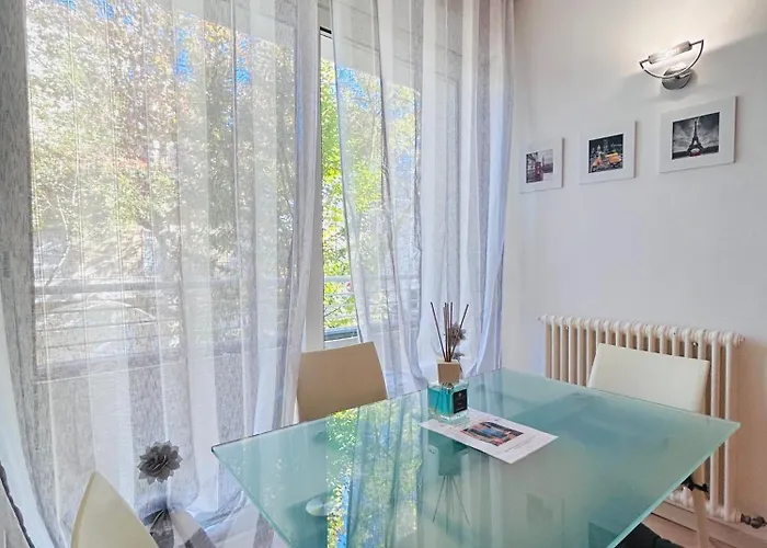 Tito Speri-flexrent Immobiliare Abissinia شقة ريتشيوني